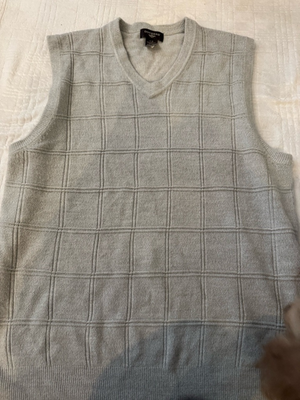Dockers Light Gray V-Neck Sweater Vest